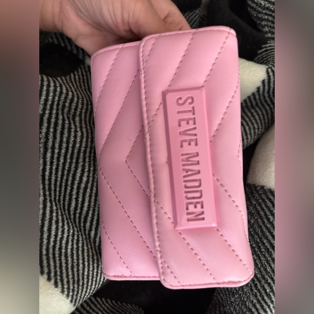 Steve Madden Pink Wallet